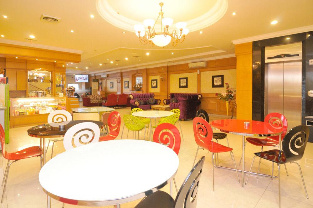 Hotel Maricaya Makassar Ngoại thất bức ảnh