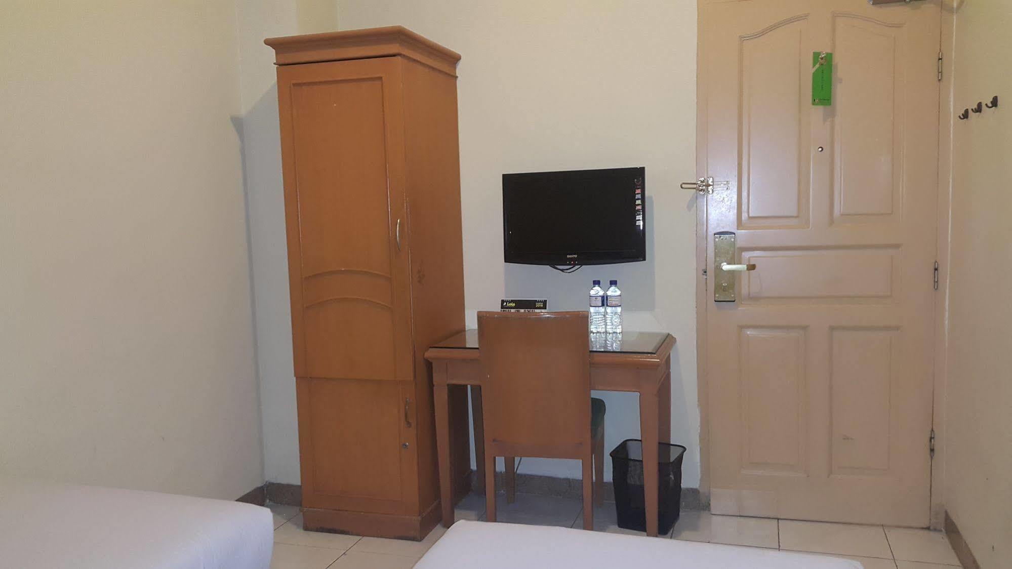 Hotel Maricaya Makassar Ngoại thất bức ảnh
