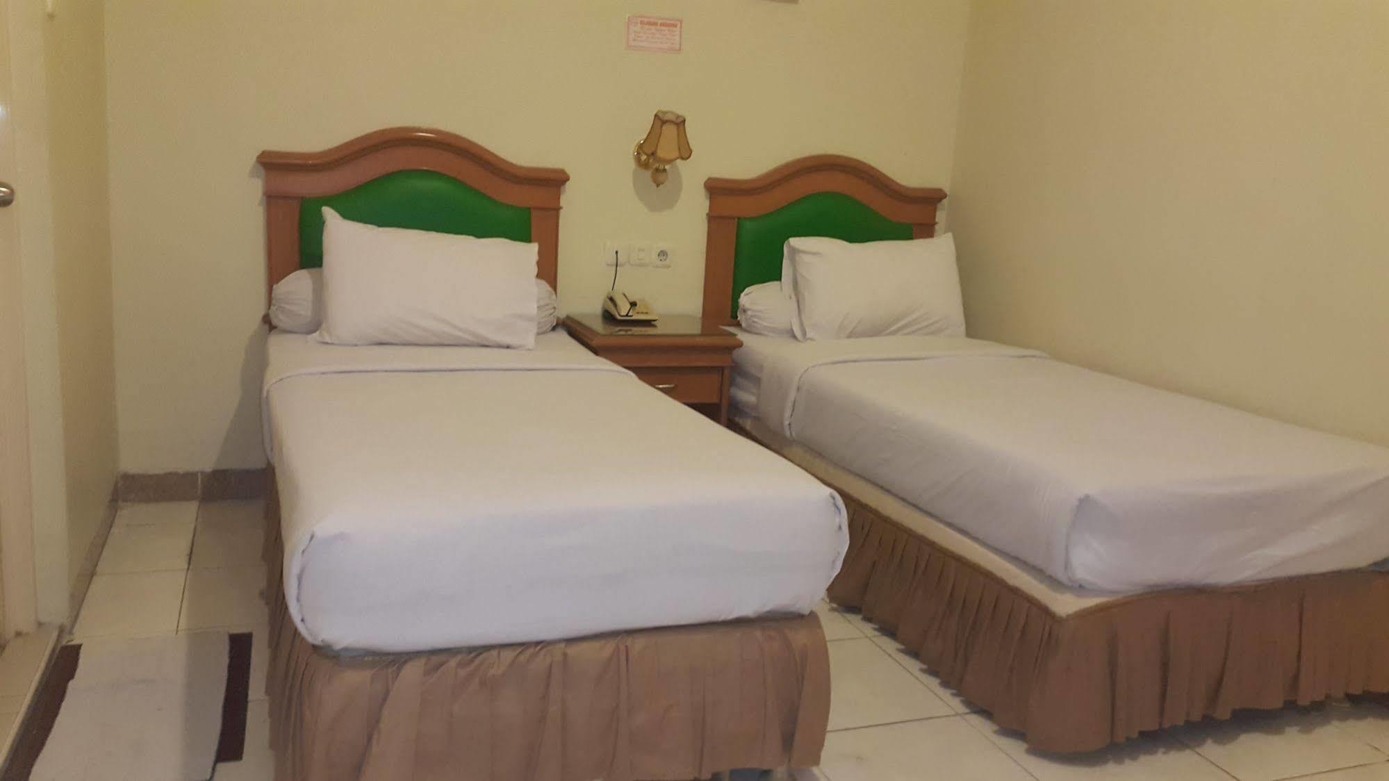 Hotel Maricaya Makassar Ngoại thất bức ảnh