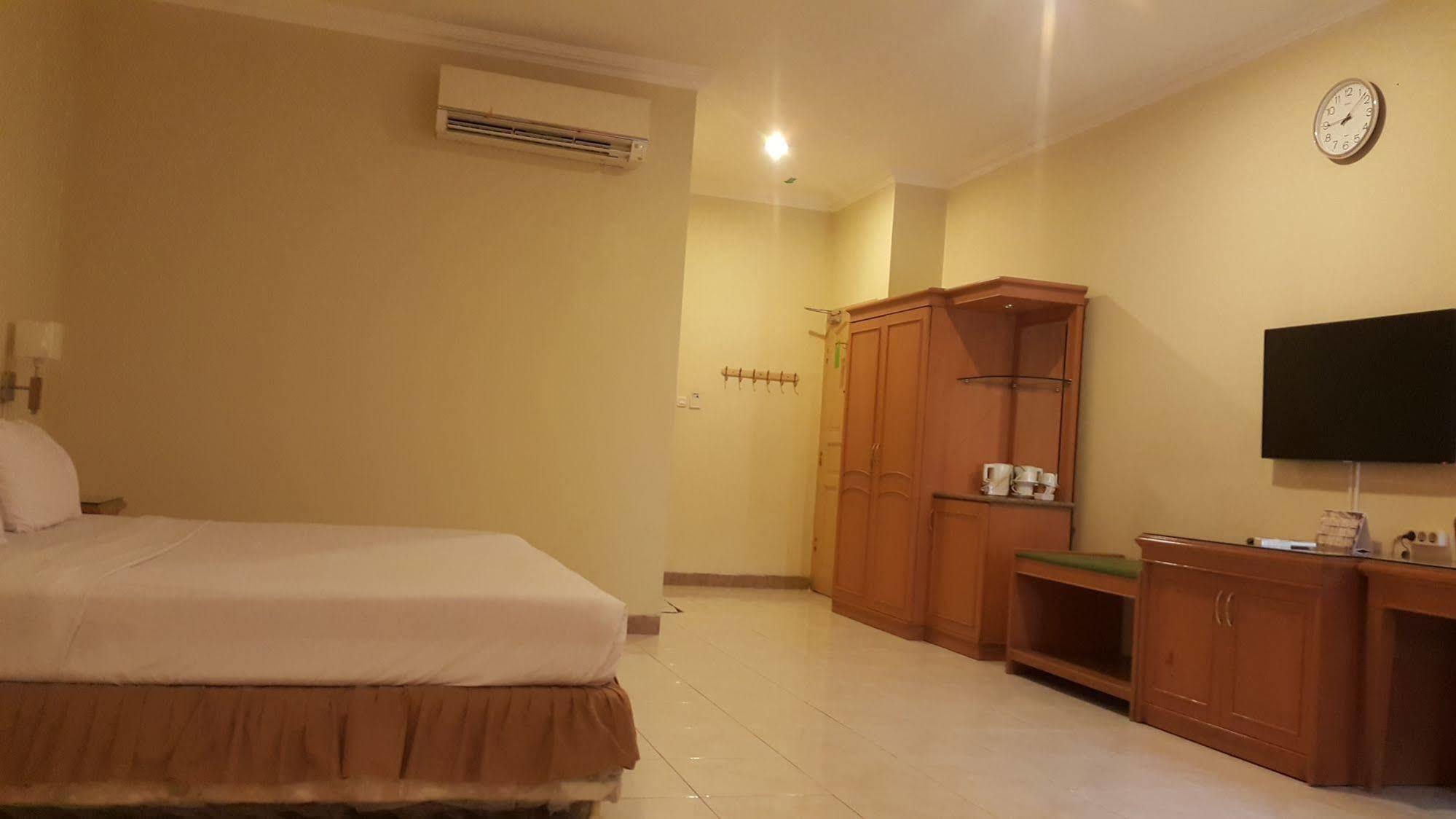Hotel Maricaya Makassar Ngoại thất bức ảnh