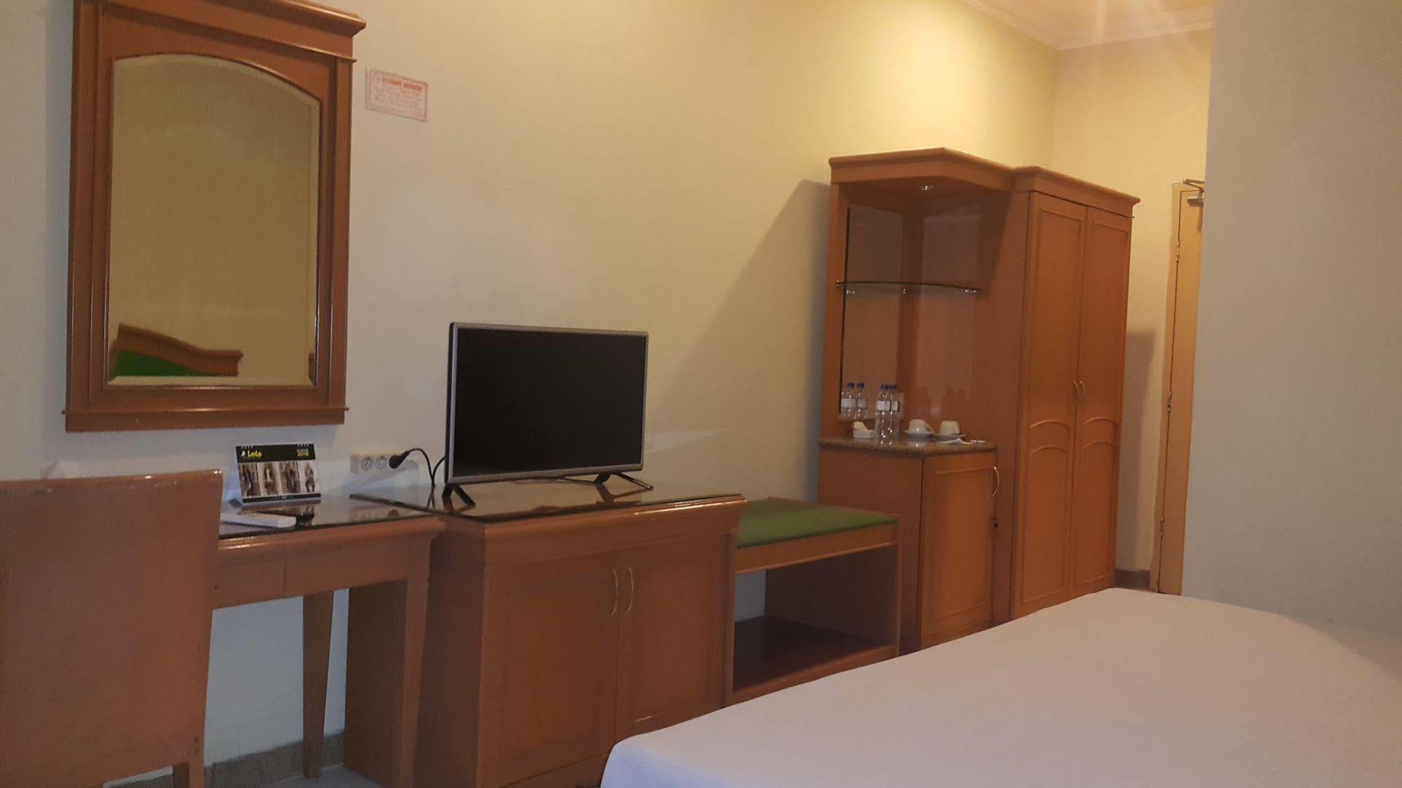 Hotel Maricaya Makassar Ngoại thất bức ảnh