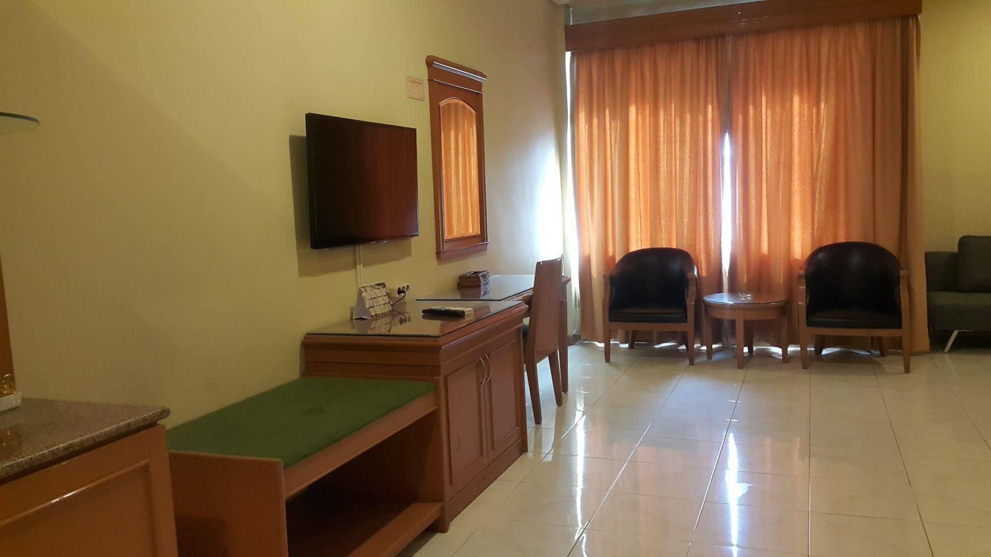 Hotel Maricaya Makassar Ngoại thất bức ảnh